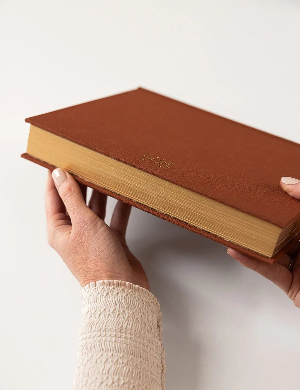 2026 Day to a Page Large Linen Bound Planner - Bronze - Pure Apotheca