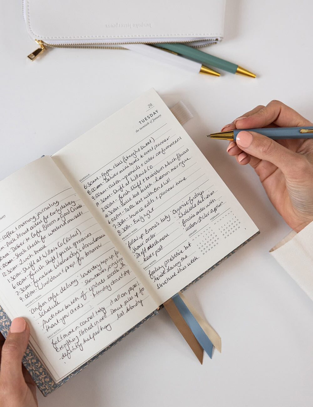 2026 Day to a Page Linen Bound Planner - Frost Bramble - Pure Apotheca