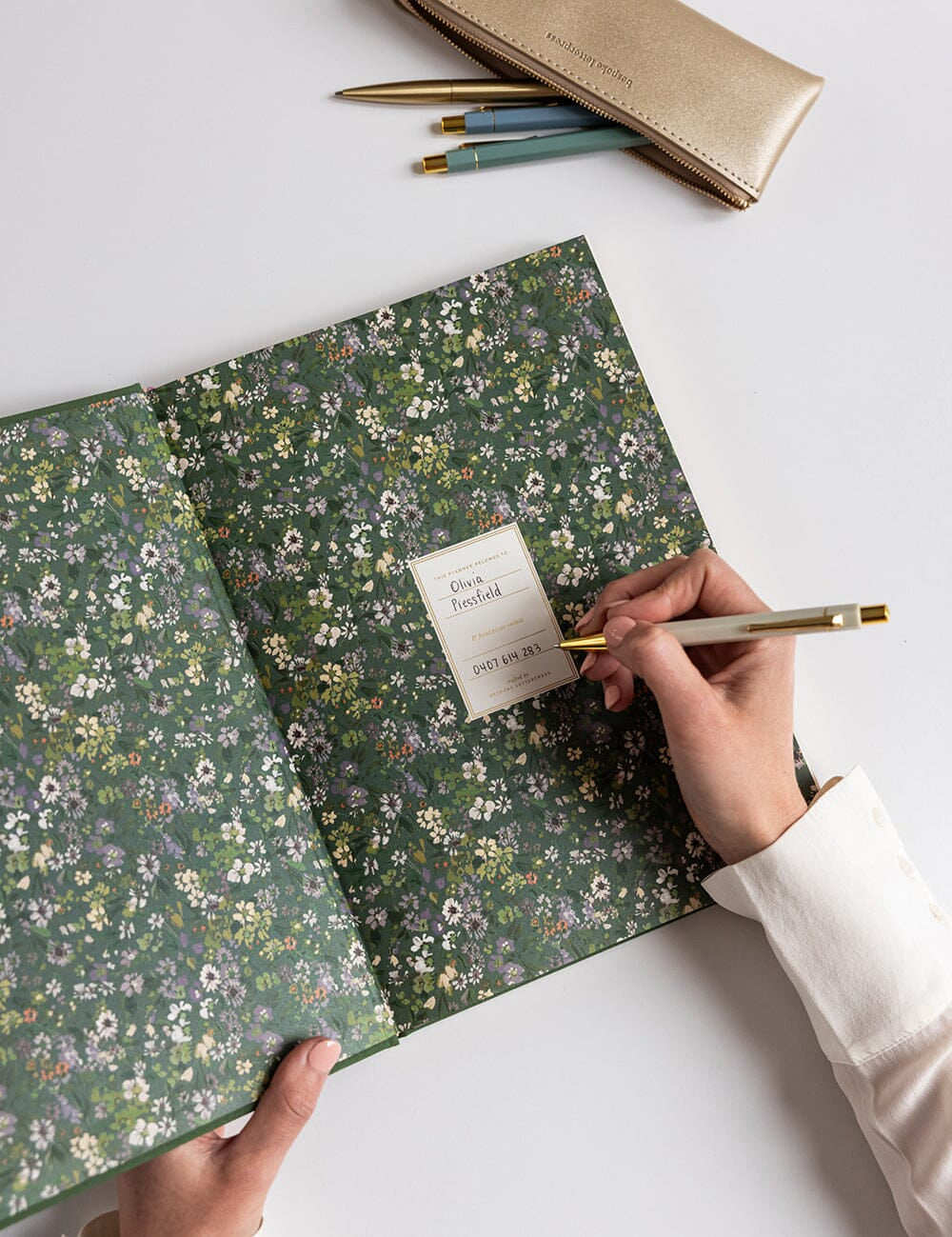 2026 Desktop A4 Linen Bound Planner - Finch - Pure Apotheca