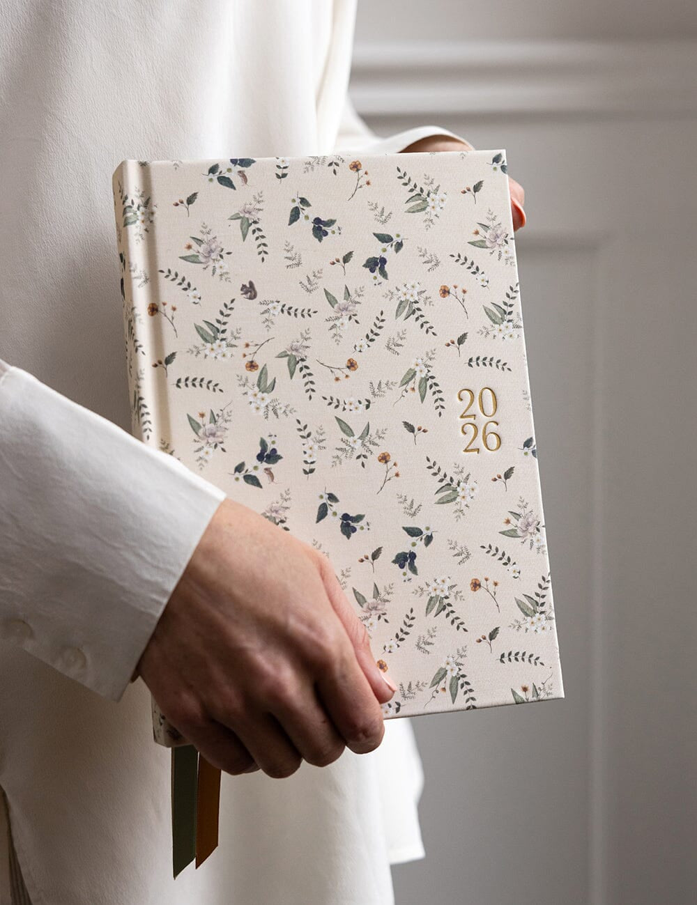 2026 Desktop Linen Bound Planner - Button Fern - Pure Apotheca