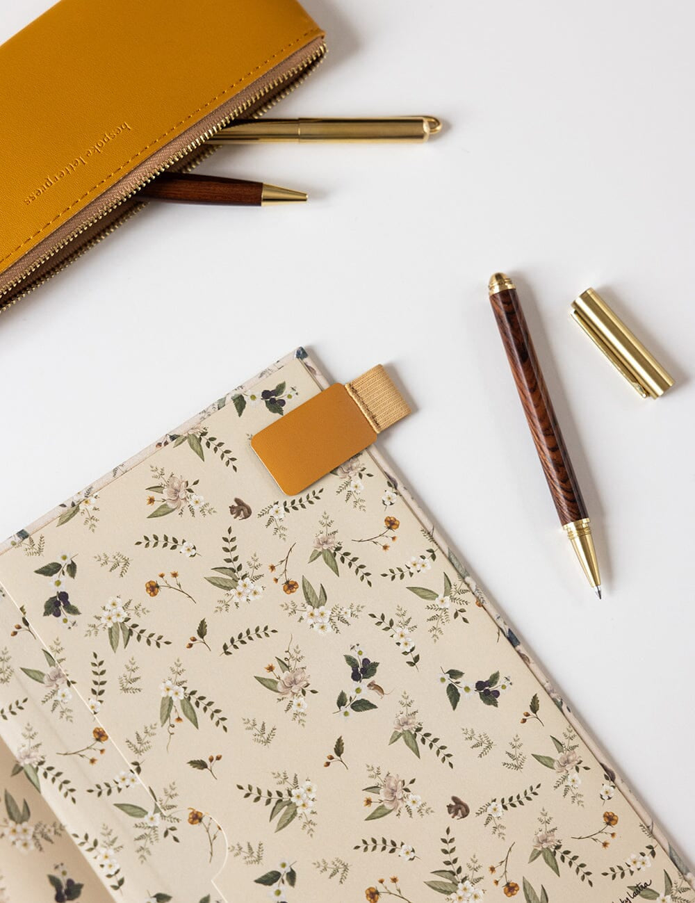 2026 Desktop Linen Bound Planner - Button Fern - Pure Apotheca
