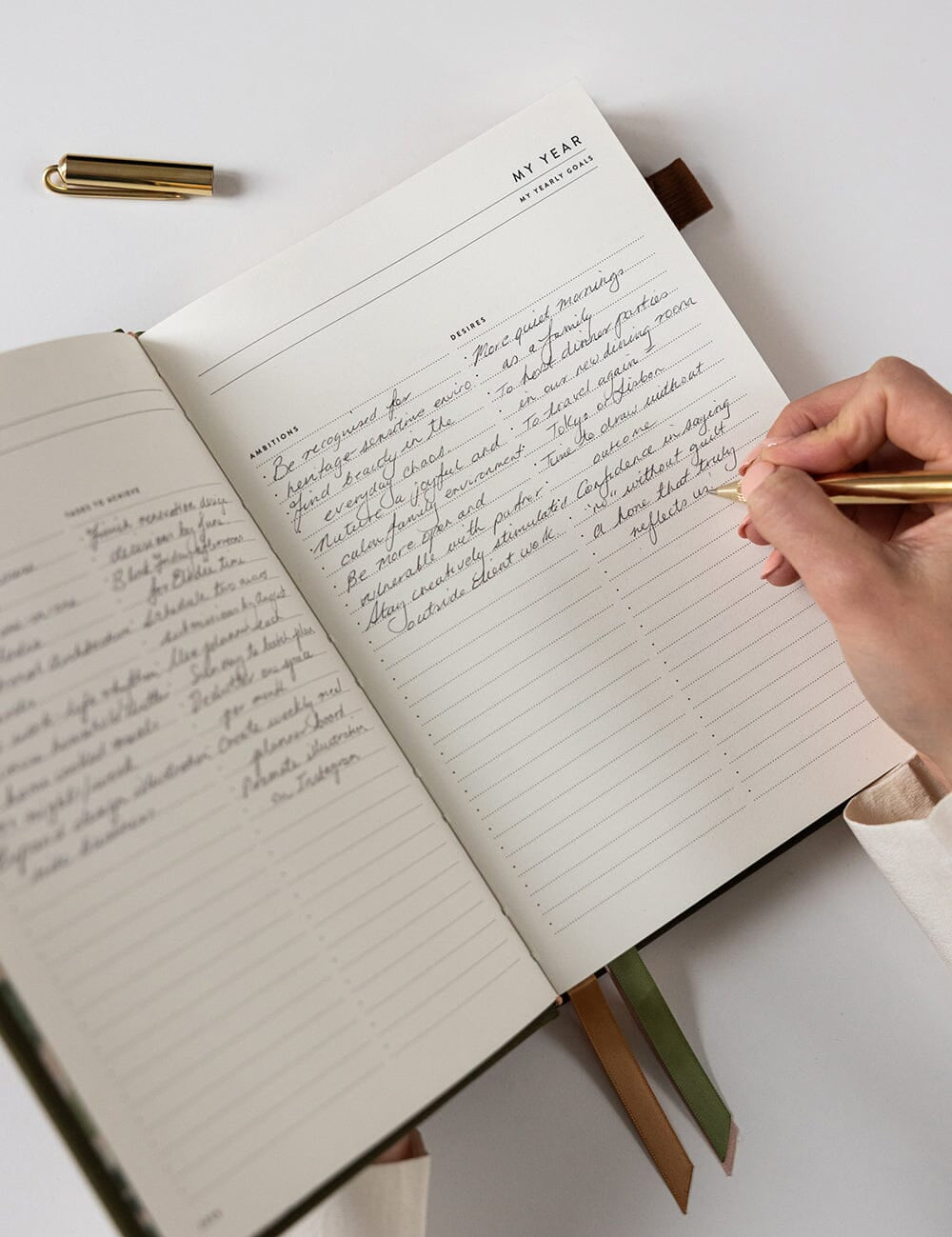 2026 Desktop Linen Bound Planner - Hunter Green - Pure Apotheca