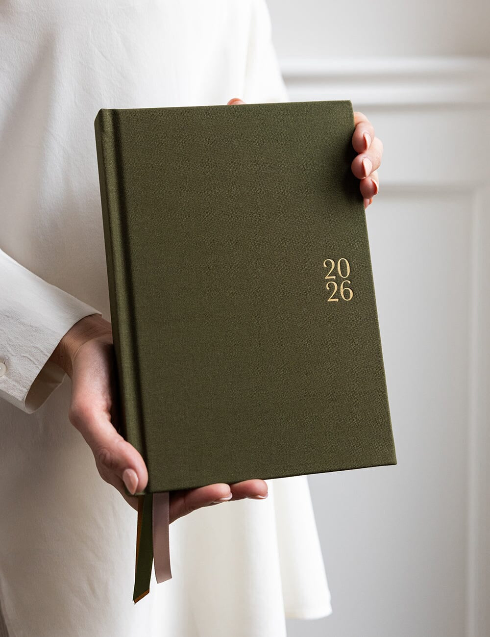 2026 Desktop Linen Bound Planner - Hunter Green - Pure Apotheca