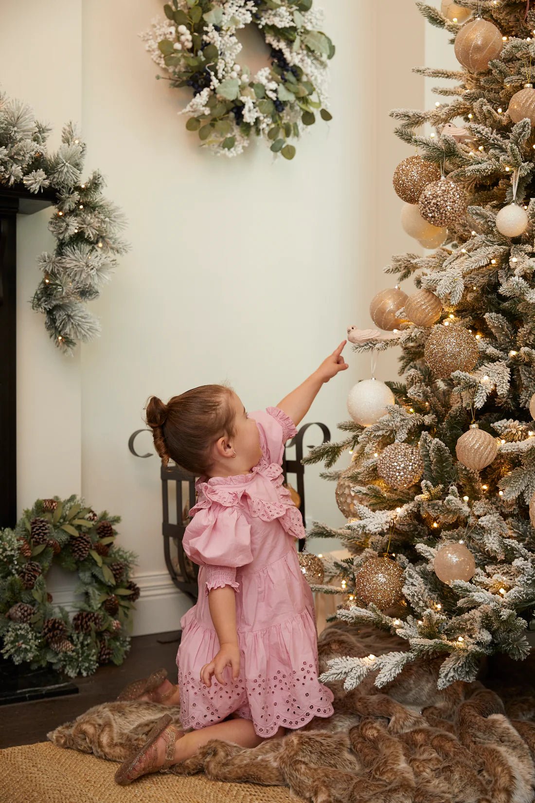 7.5 FT NORWEGIAN PINE SNOW TREE - 800 LED - Pure Apotheca