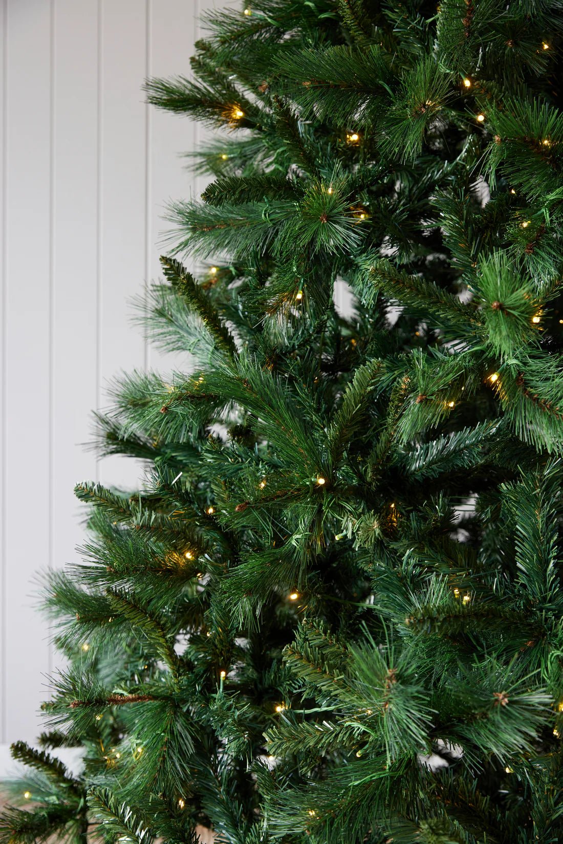 7.5FT DOUGLAS FIR GREEN TREE - 420 LED - Pure Apotheca
