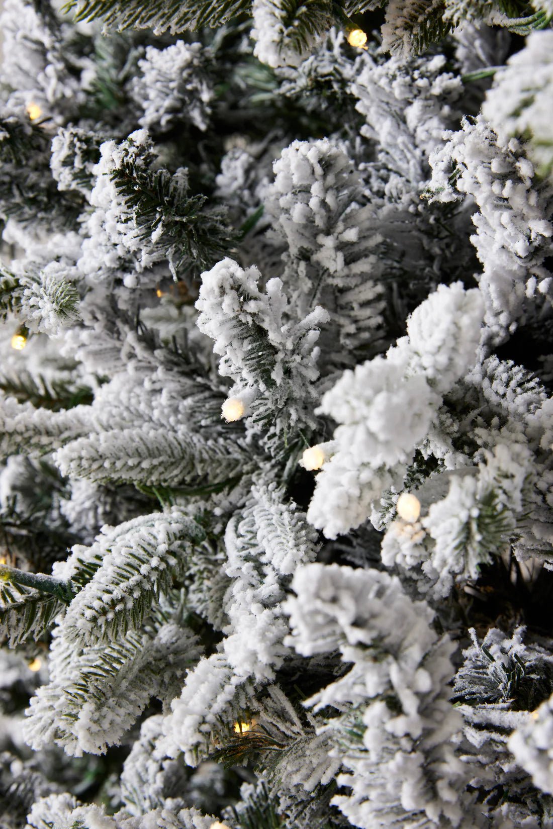 9 FT NORWEGIAN PINE SNOW TREE - 1220 LED - Pure Apotheca