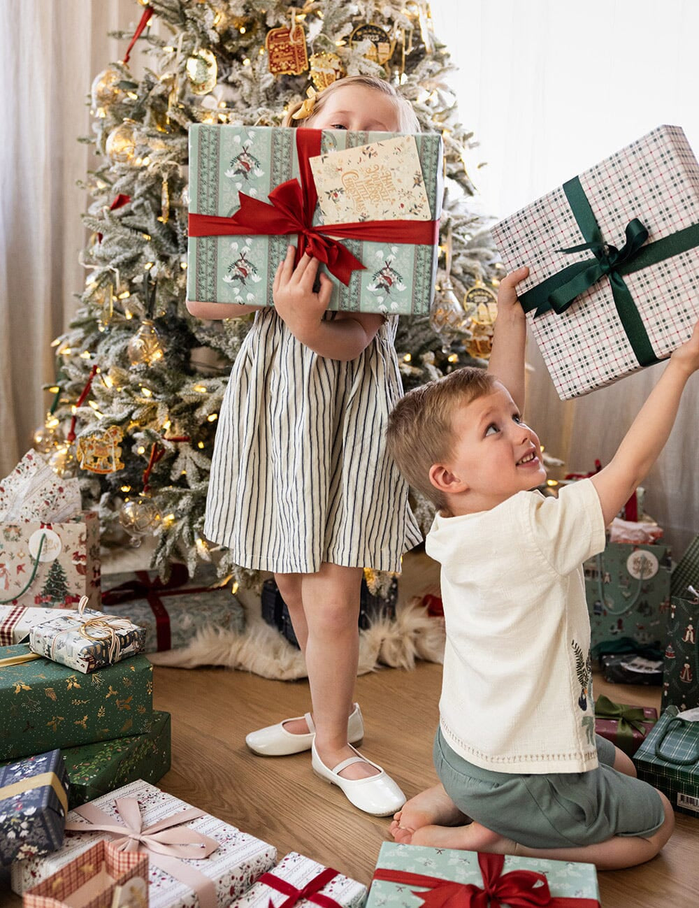 Christmas Songbirds Gift Wrap 3m - Pure Apotheca