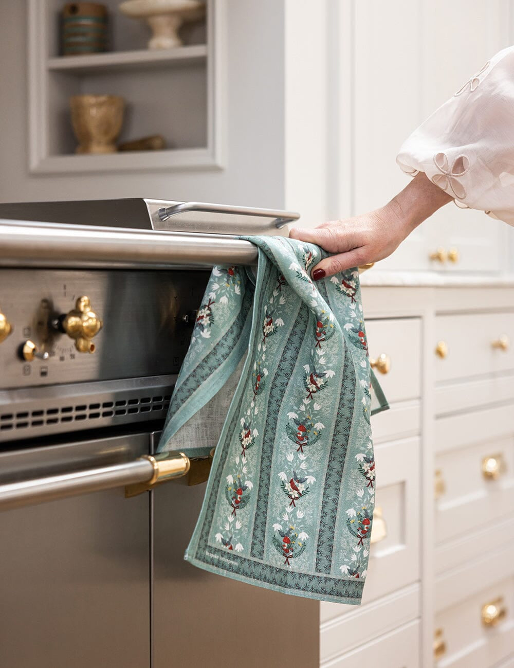 Christmas Songbirds Tea towel - Pure Apotheca