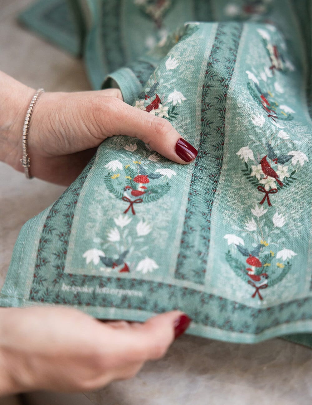 Christmas Songbirds Tea towel - Pure Apotheca