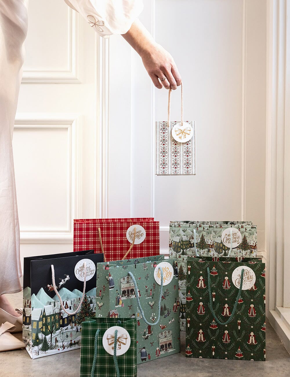 Festive Florals Small Gift Bag - Pure Apotheca