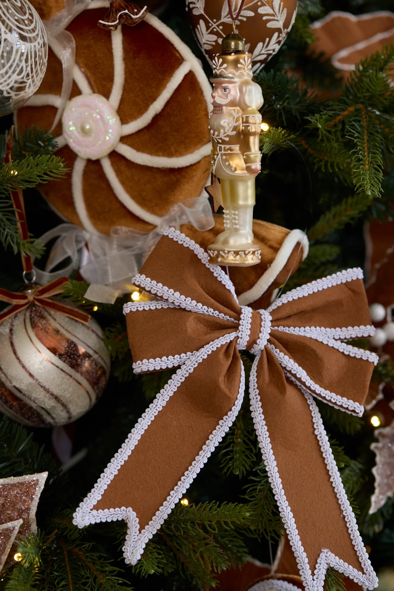 GINGERBREAD BOW HANGING - Pure Apotheca