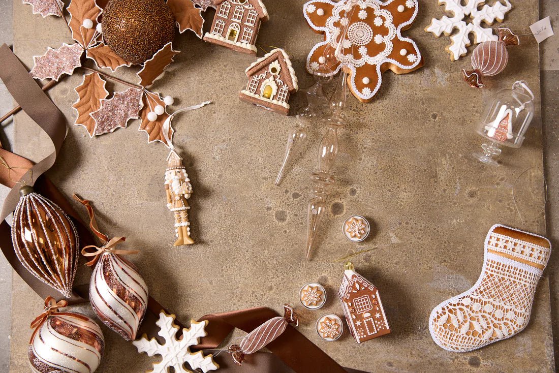 GINGERBREAD HOLLY SPRAY - Pure Apotheca