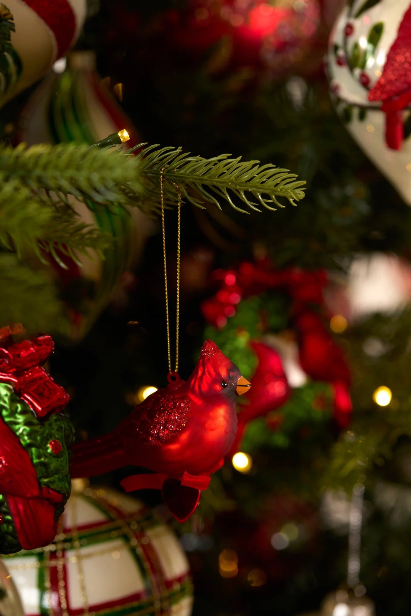 GLASS RED CARDINAL HANGING - Pure Apotheca