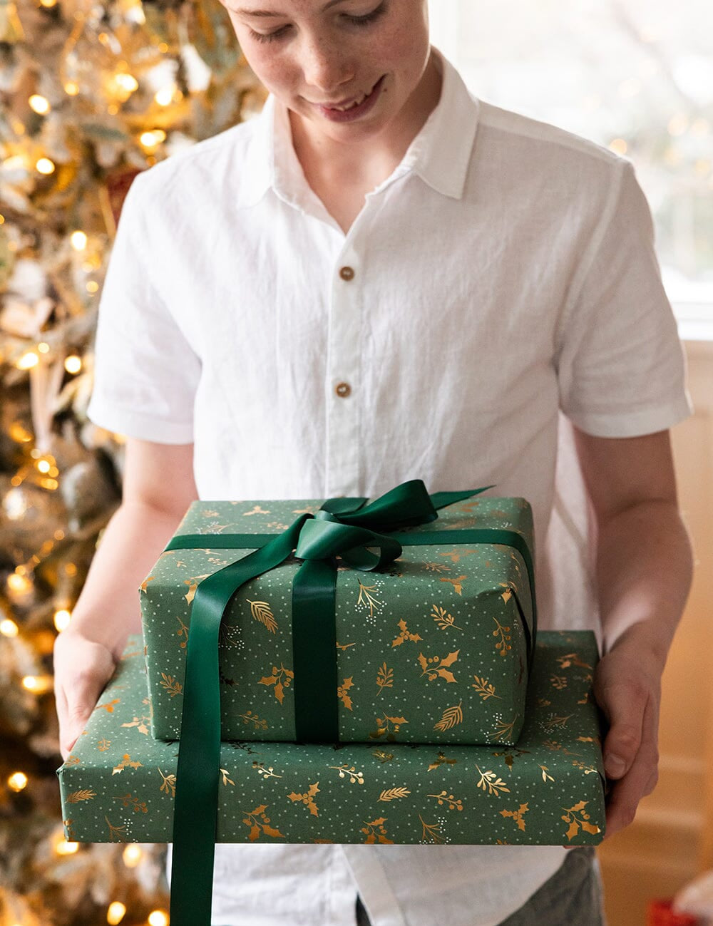 Golden Holly (Gold Foil) Gift Wrap Roll 3m - Pure Apotheca