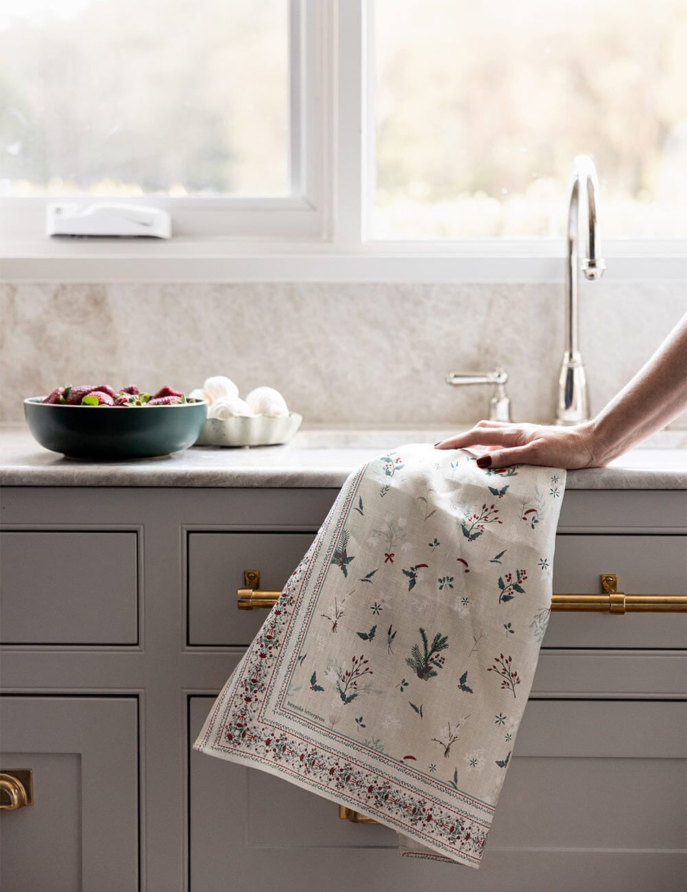 Heirloom Christmas Holly Tea Towel - Pure Apotheca