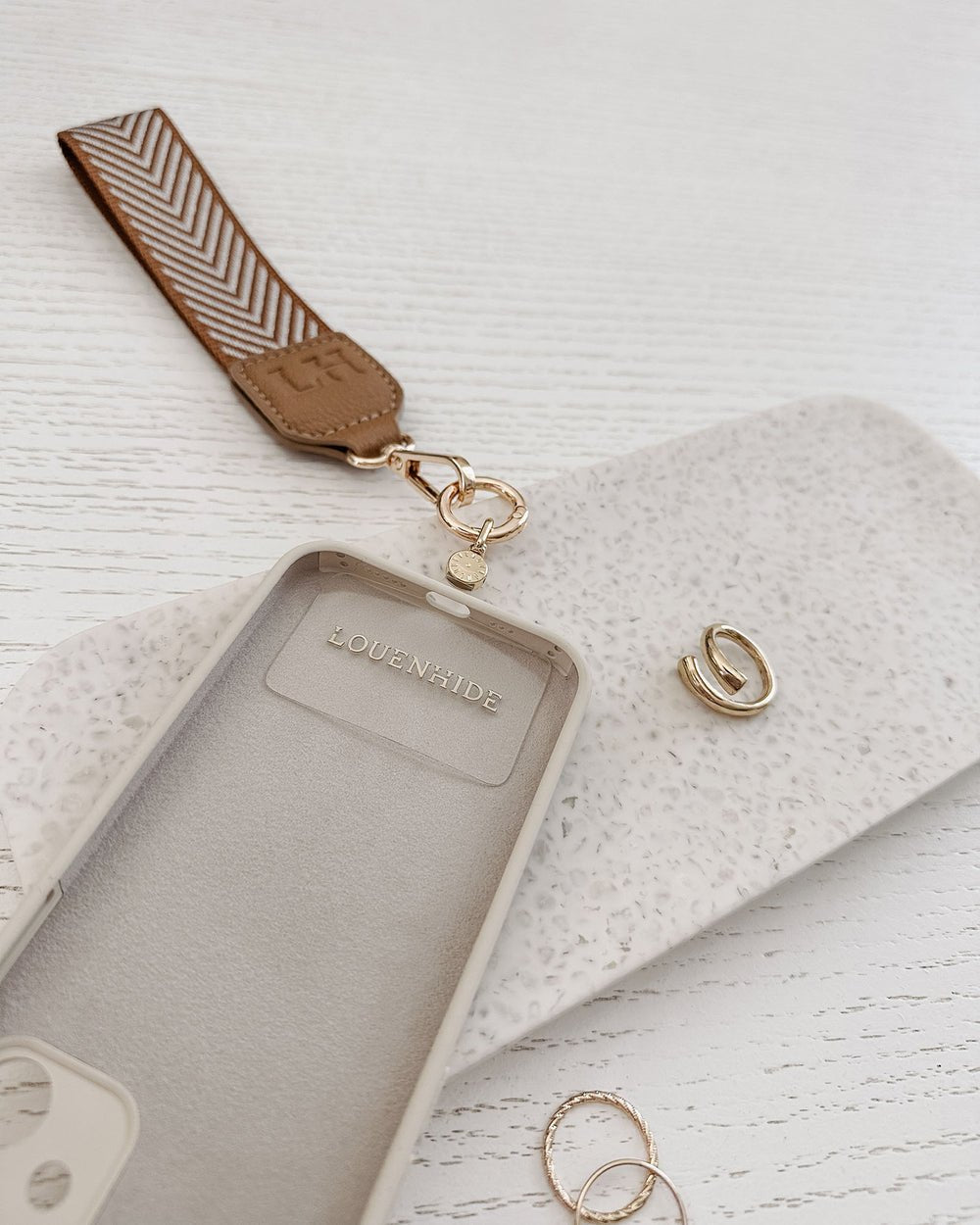Iris Keyring with Phone Attachment Camel - Pure Apotheca
