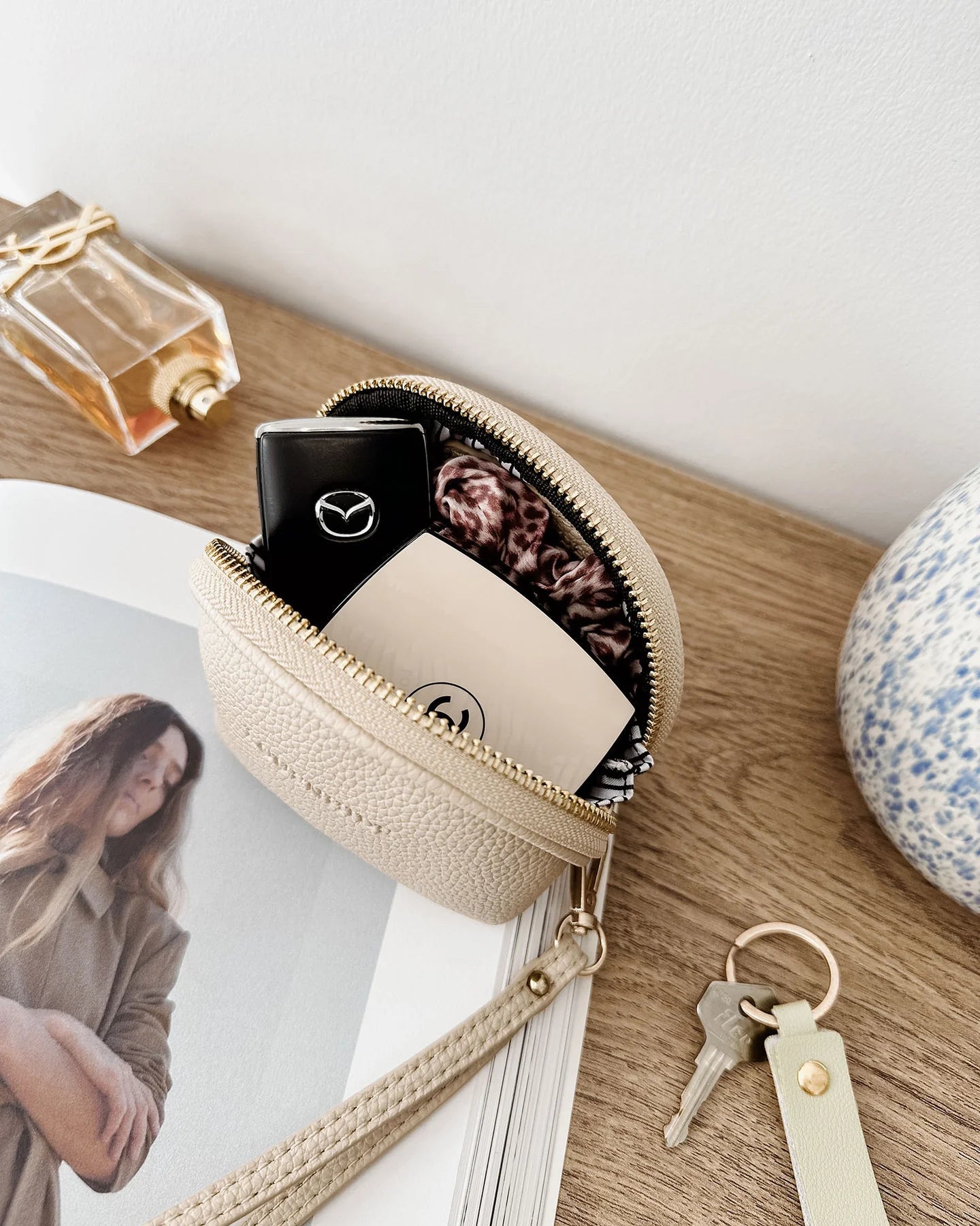 Paige Purse Oat - Pure Apotheca