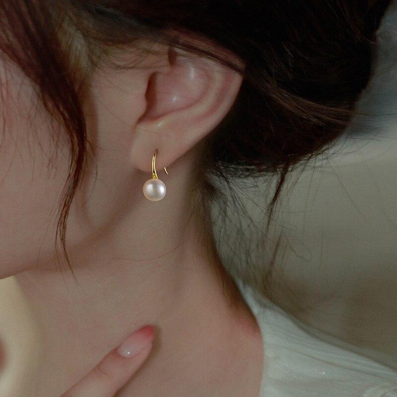 Suzie Pearl Gold Hook Earring - Pure Apotheca