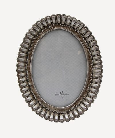 Fanned Oval Pewter Finish Photoframe 5x7" - Pure Apotheca