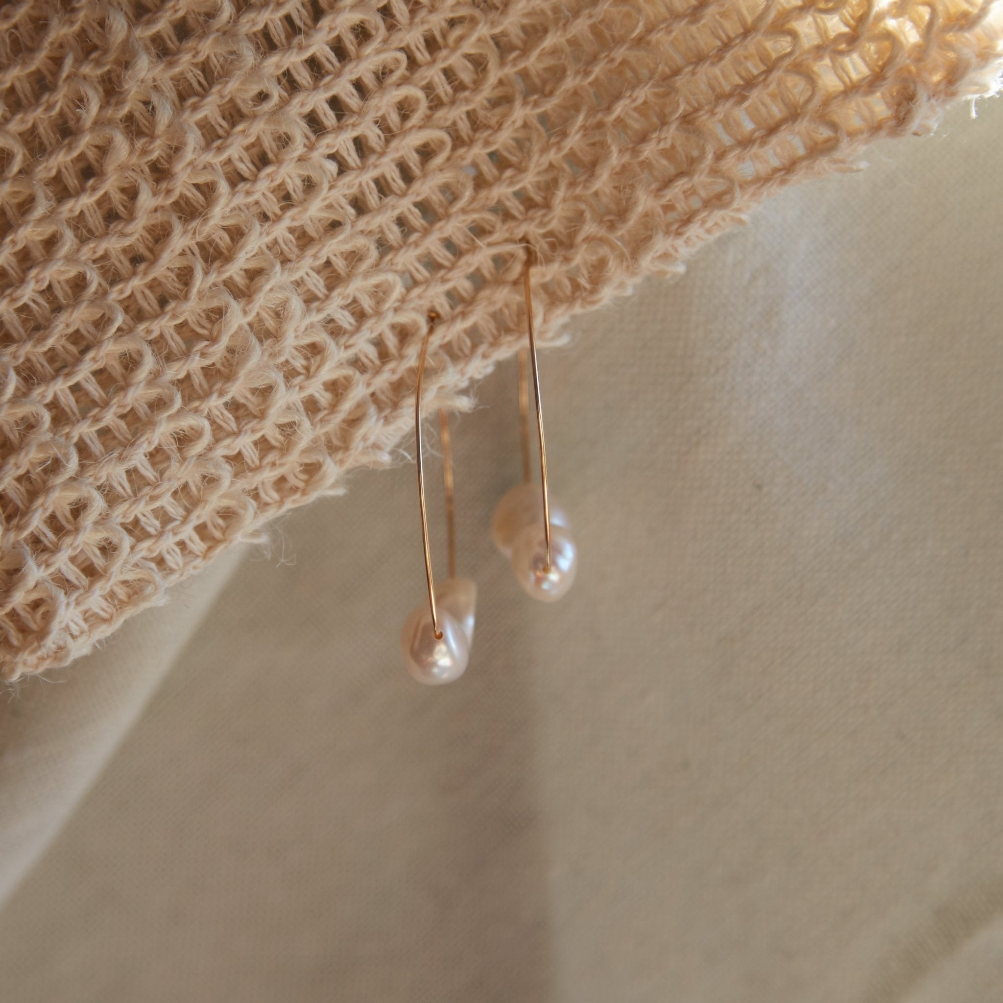 Isabella 14K Gold Freshwater Pearl Earrings - Pure Apotheca