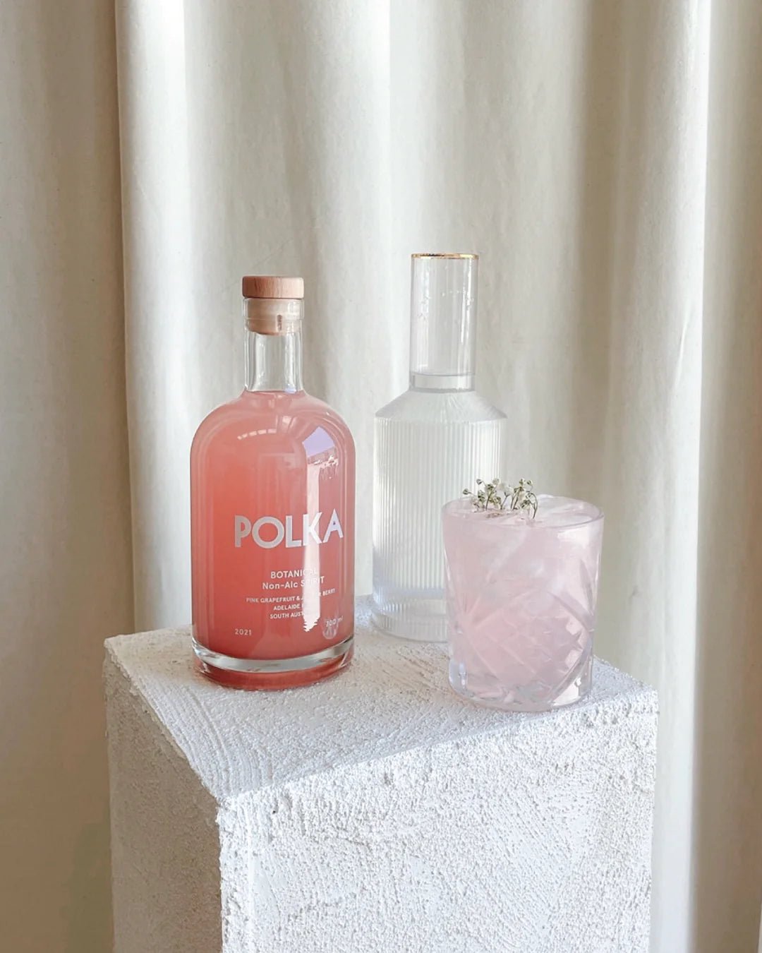 Polka Non-Alcoholic Botanical Spirit 700ml - Pure Apotheca