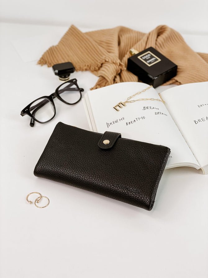 Stella Black Wallet - Pure Apotheca