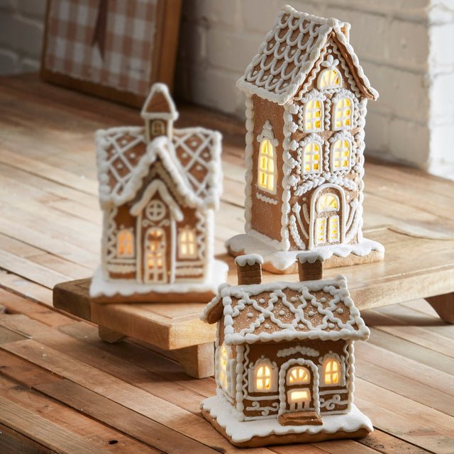 10" LED Gingerbread Town House - Pure Apotheca