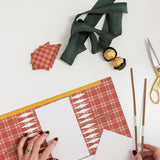 10 Pack Christmas Cracker Kit - Heirloom Holly Christmas - Pure Apotheca