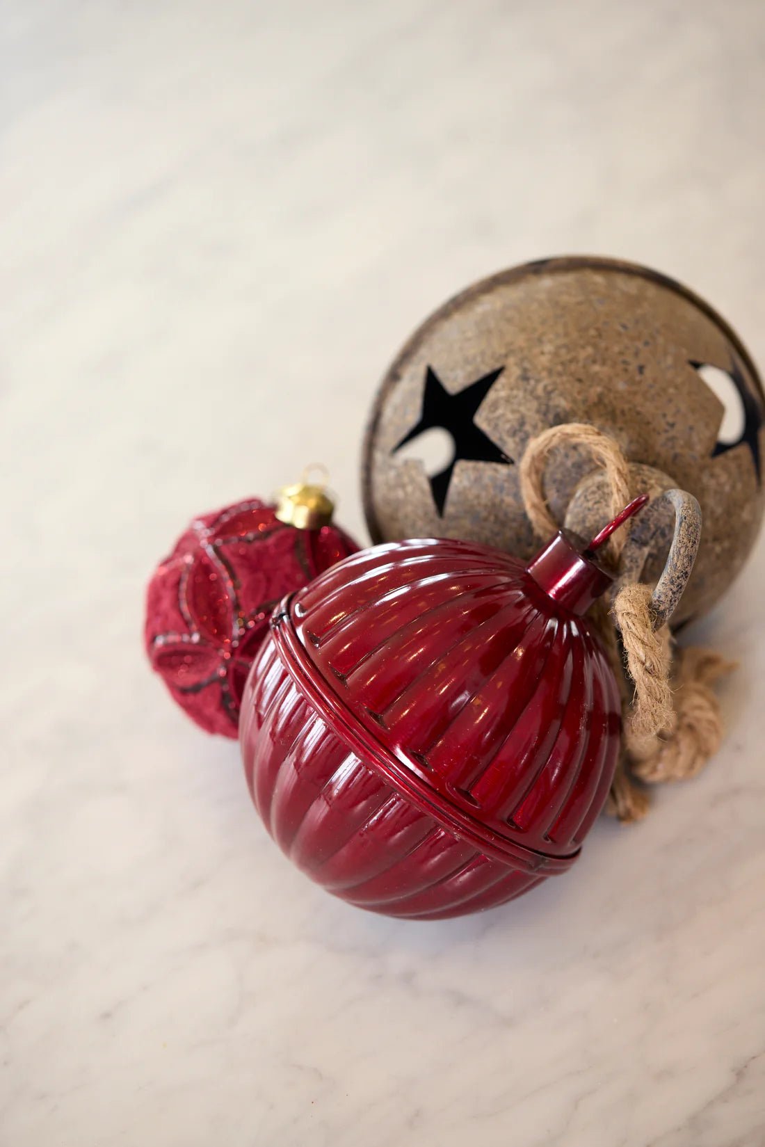 12 CM RIBBED BURGUNDY BELL - Pure Apotheca