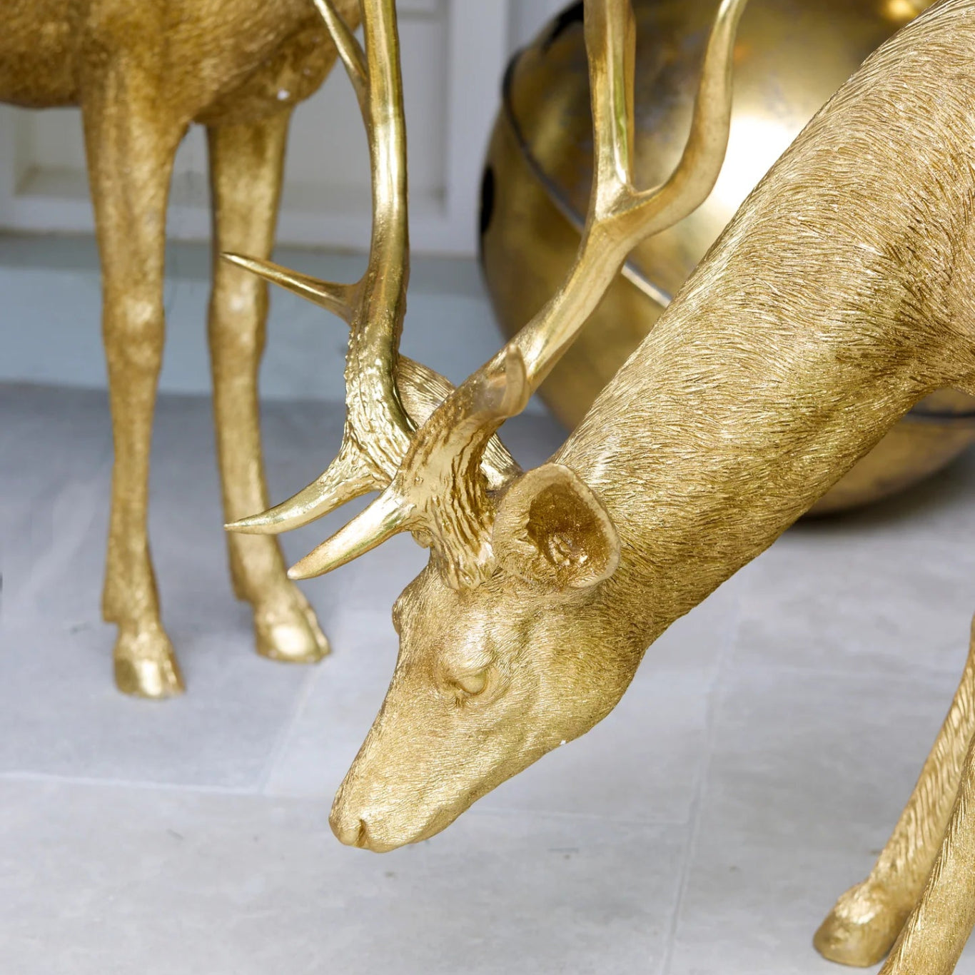 120 CM GOLD ETCHED STANDING REINDEER - Pure Apotheca