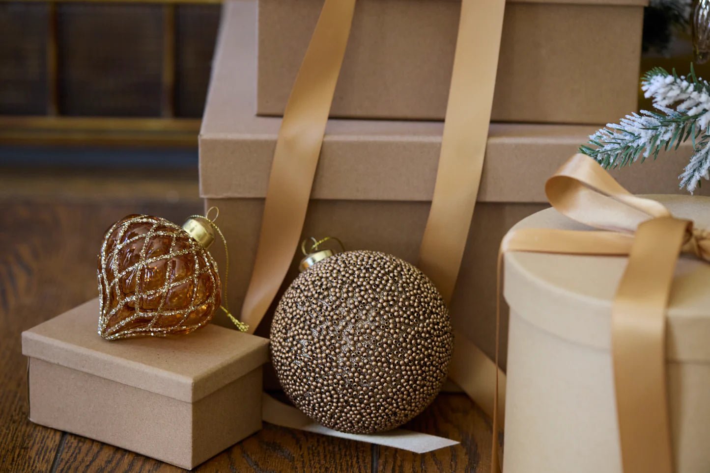 15 CM CHAMPAGNE CAVIAR BAUBLE - Pure Apotheca