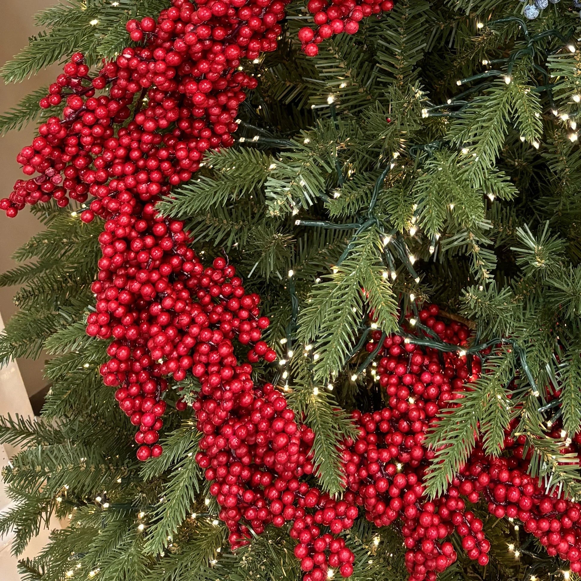180CM RED BERRY GARLAND - Pure Apotheca