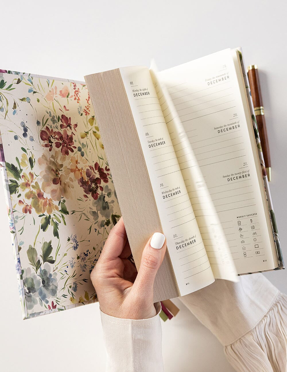 2025 Desktop Linen Bound Planner Spring Blooms - Pure Apotheca