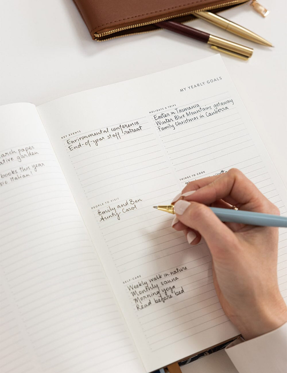 2027 Day to a Page Large Planner - Somerset Estate - Pure Apotheca