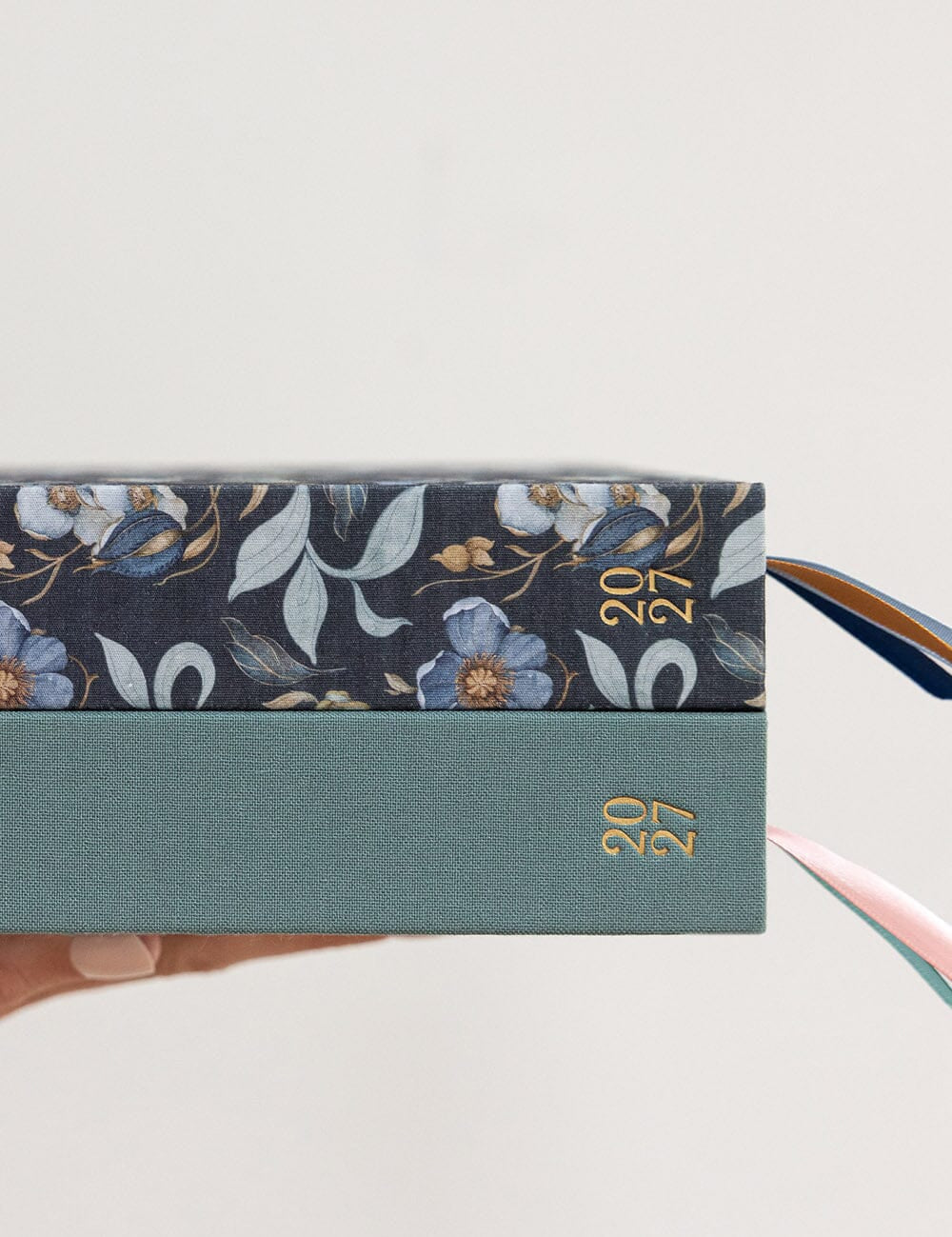 2027 Day to a Page Large Planner - Somerset Estate - Pure Apotheca