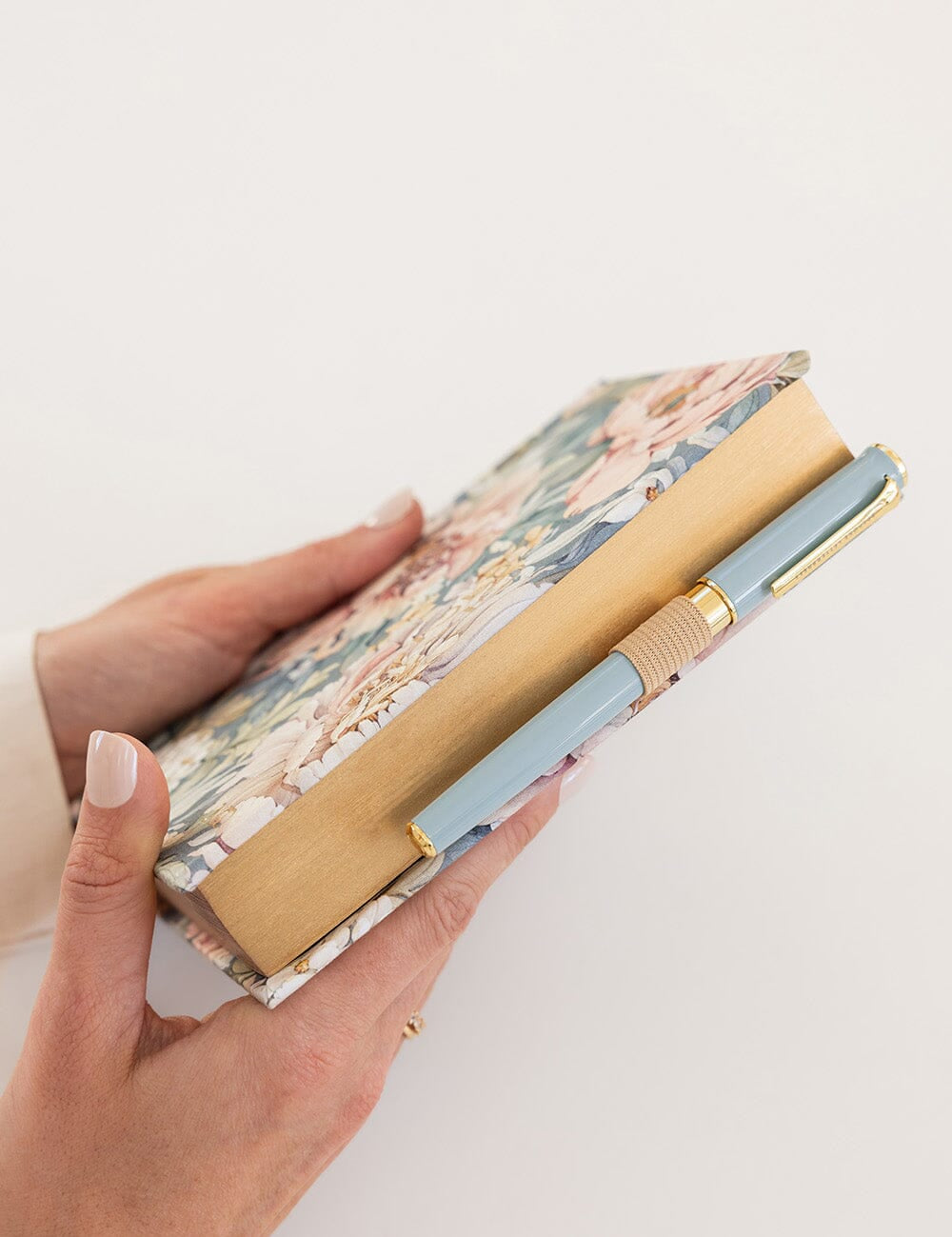 2027 Day to a Page Small Planner - Regency Blooms - Pure Apotheca