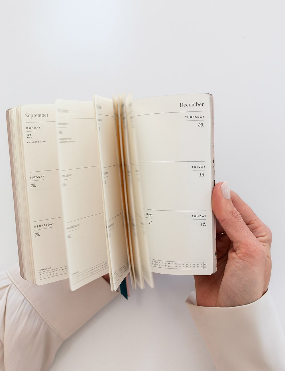 2027 Pocket Planner - Highgrove Magnolias - Pure Apotheca