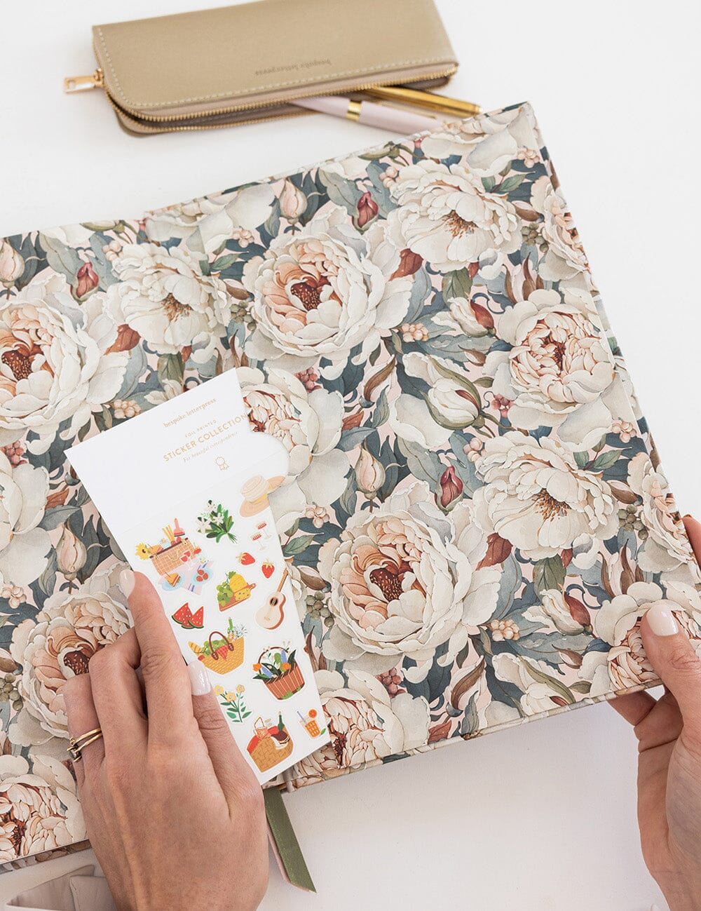2027 Teachers A4 Planner - Heritage Roses - Pure Apotheca