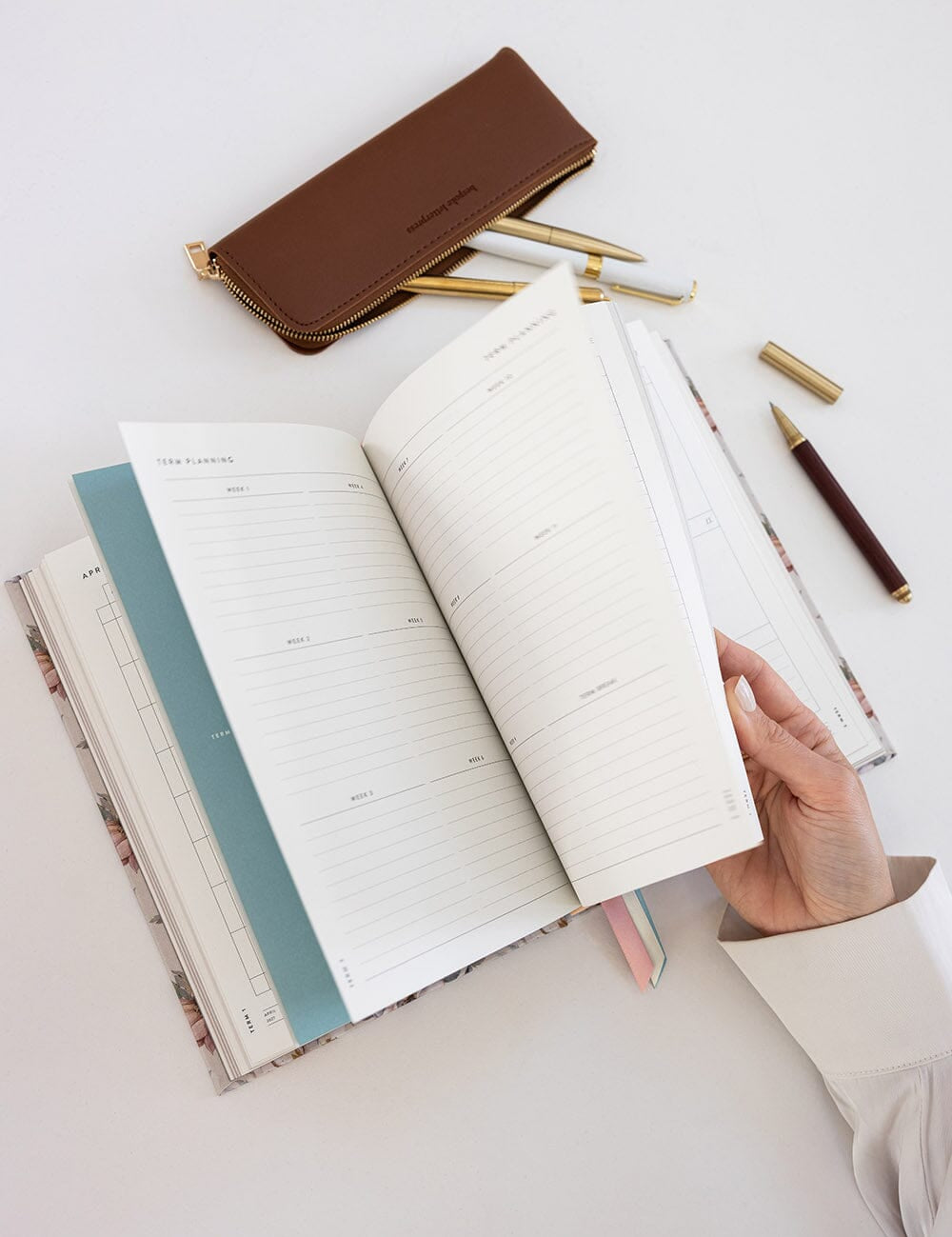 2027 Teachers Desktop Planner - Ashbourne Garden - Pure Apotheca