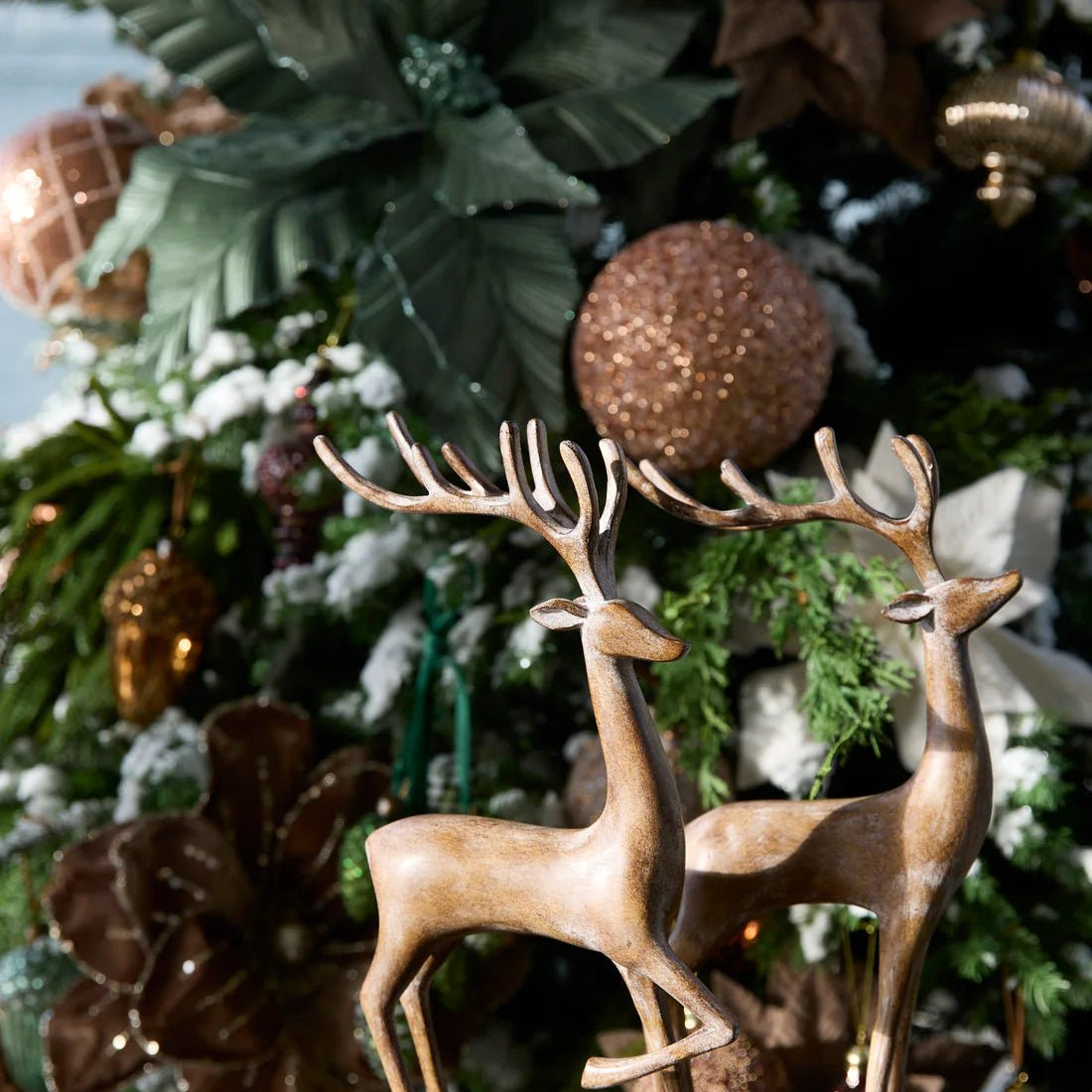 34 CM WOODGRAIN REINDEER - Pure Apotheca
