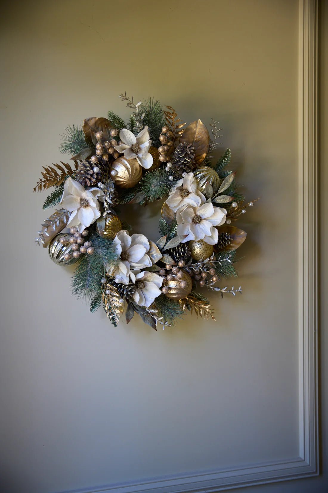 71 CM GUILDED MAGNOLIA WREATH - Pure Apotheca