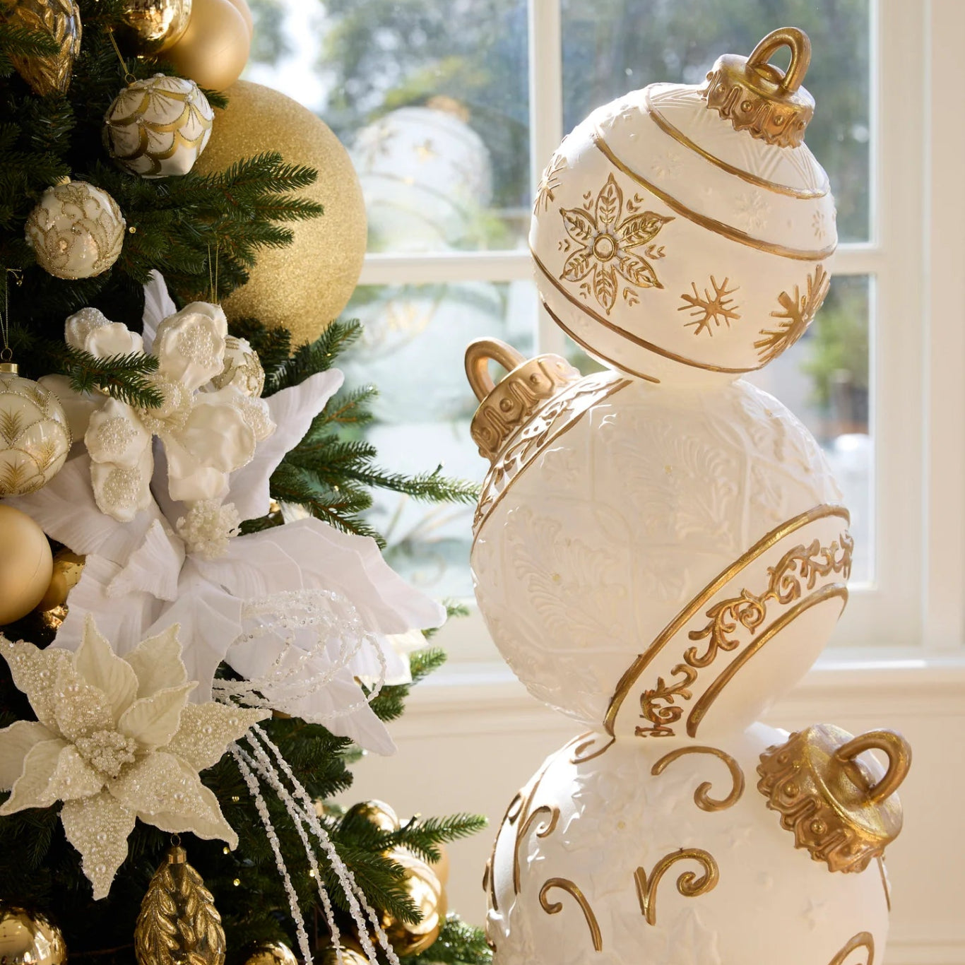 92 CM WHITE AND GOLD SNOWFLAKE BAUBLE STACK - Pure Apotheca