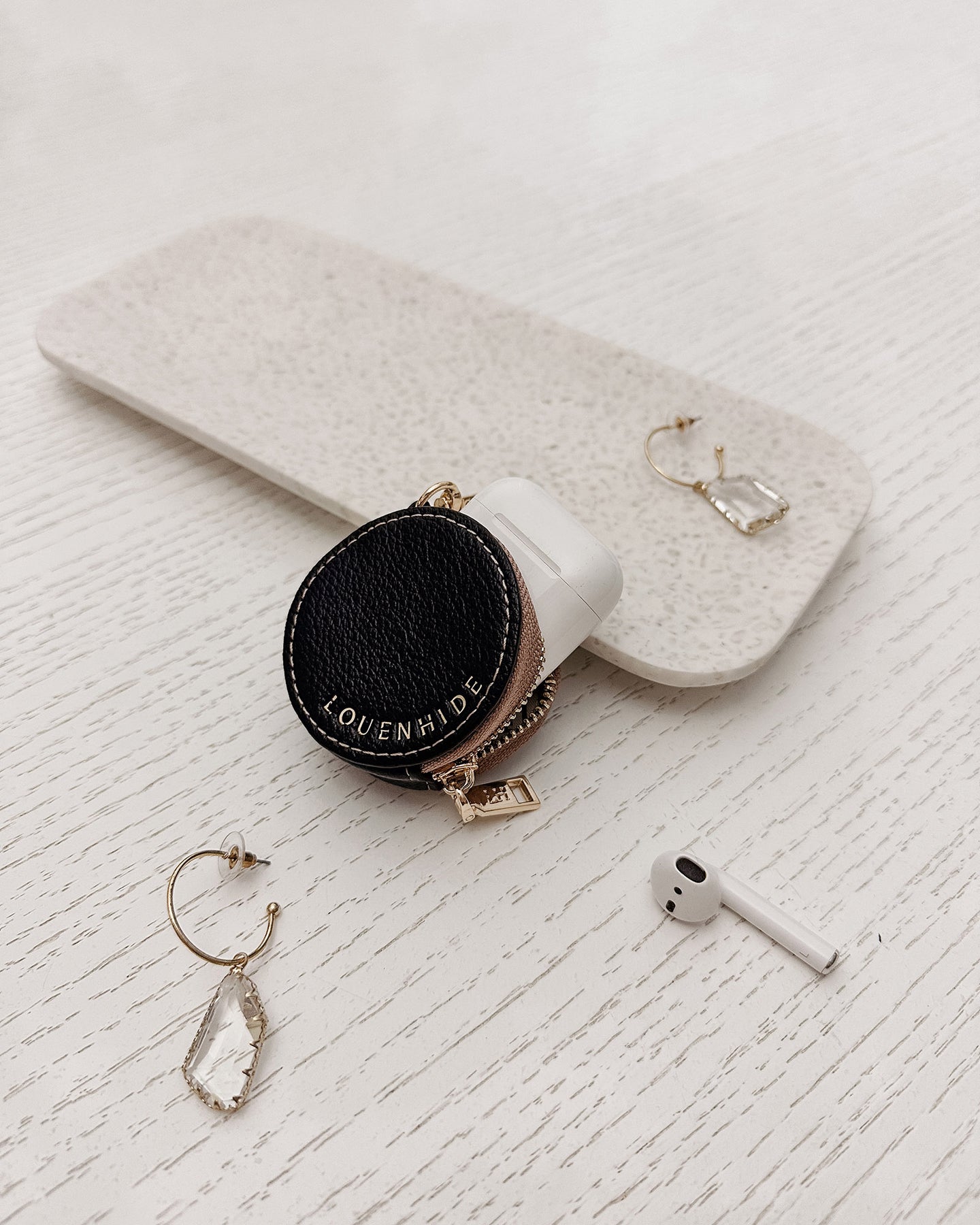 Airlie Bag Charm Black - Pure Apotheca