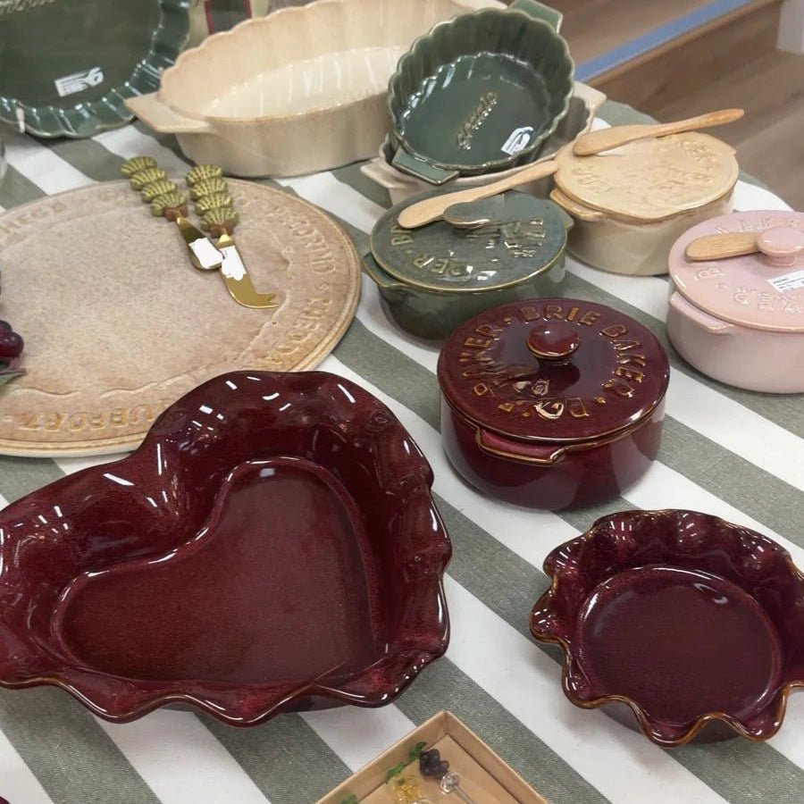 Amore Ceramic Heart Baker Dish Burgundy 26x25x26cm - Pure Apotheca
