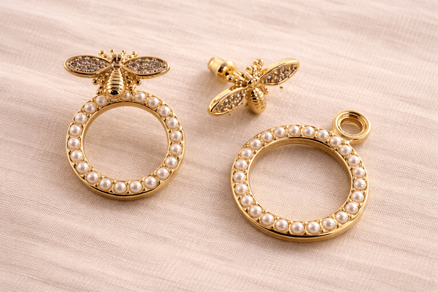 Billie Bee Pearl Gold Circle Earring - Pure Apotheca