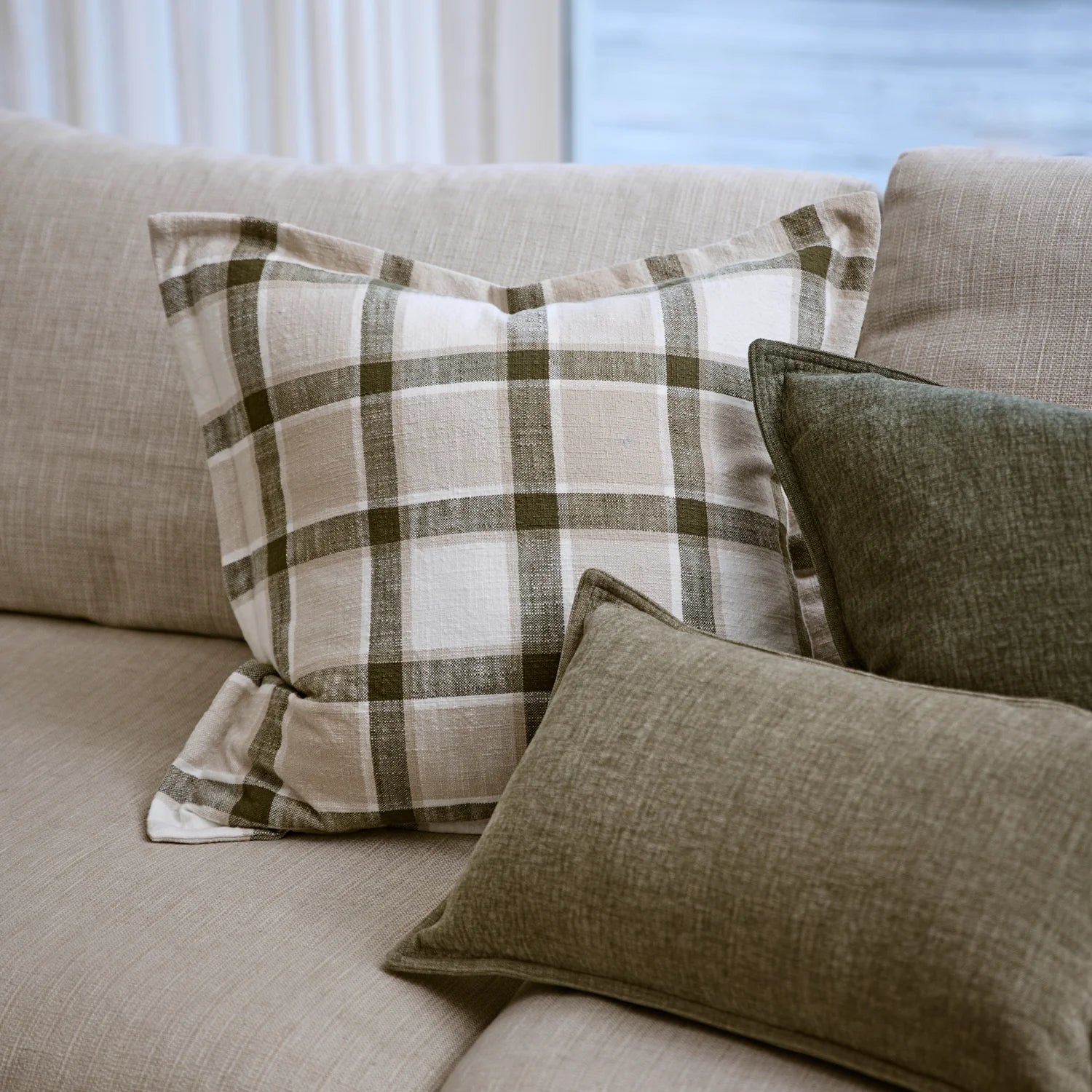 BLAKE SAGE GREEN CUSHION 30X50CM - Pure Apotheca