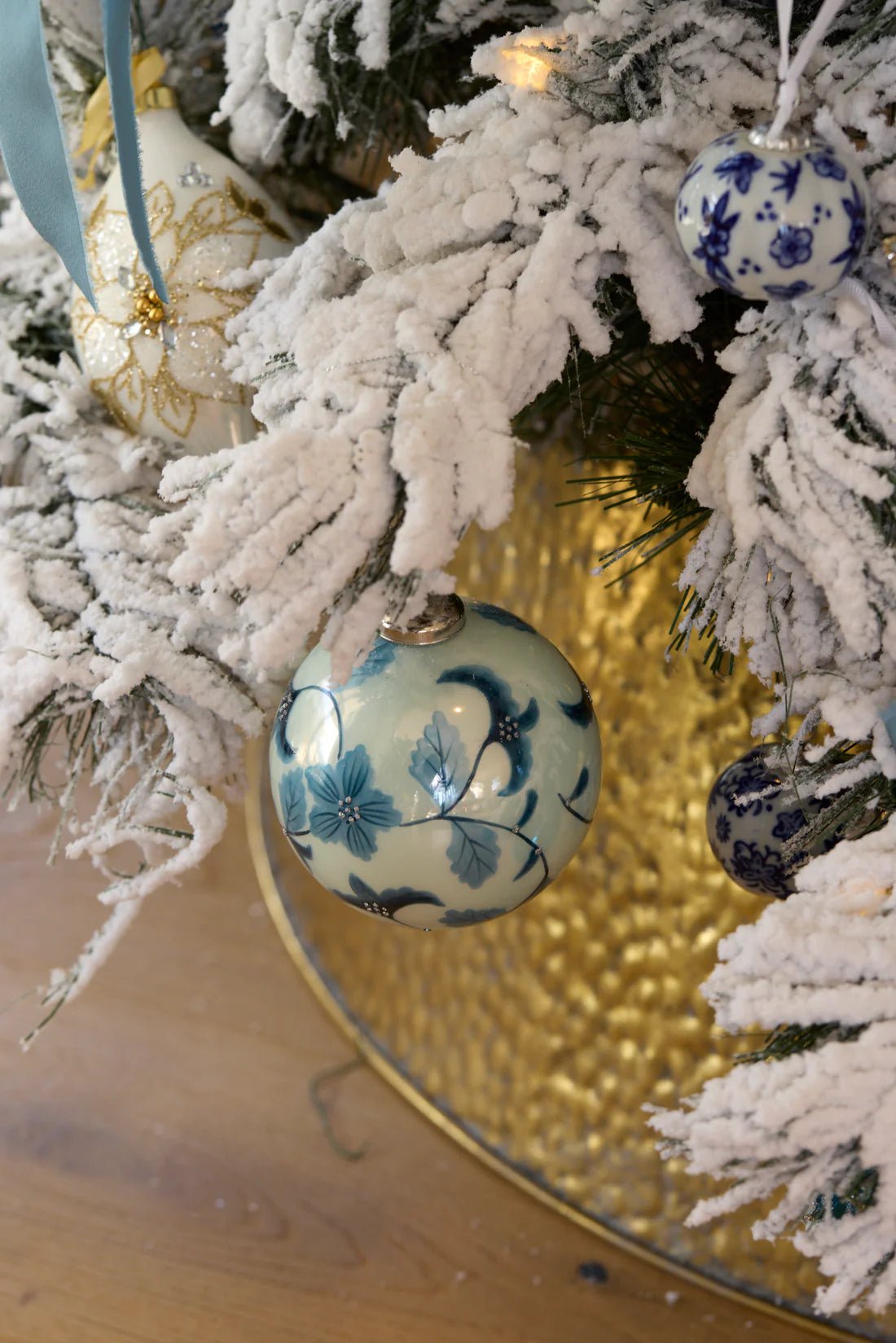 BLUE DOGWOOD BAUBLE - Pure Apotheca