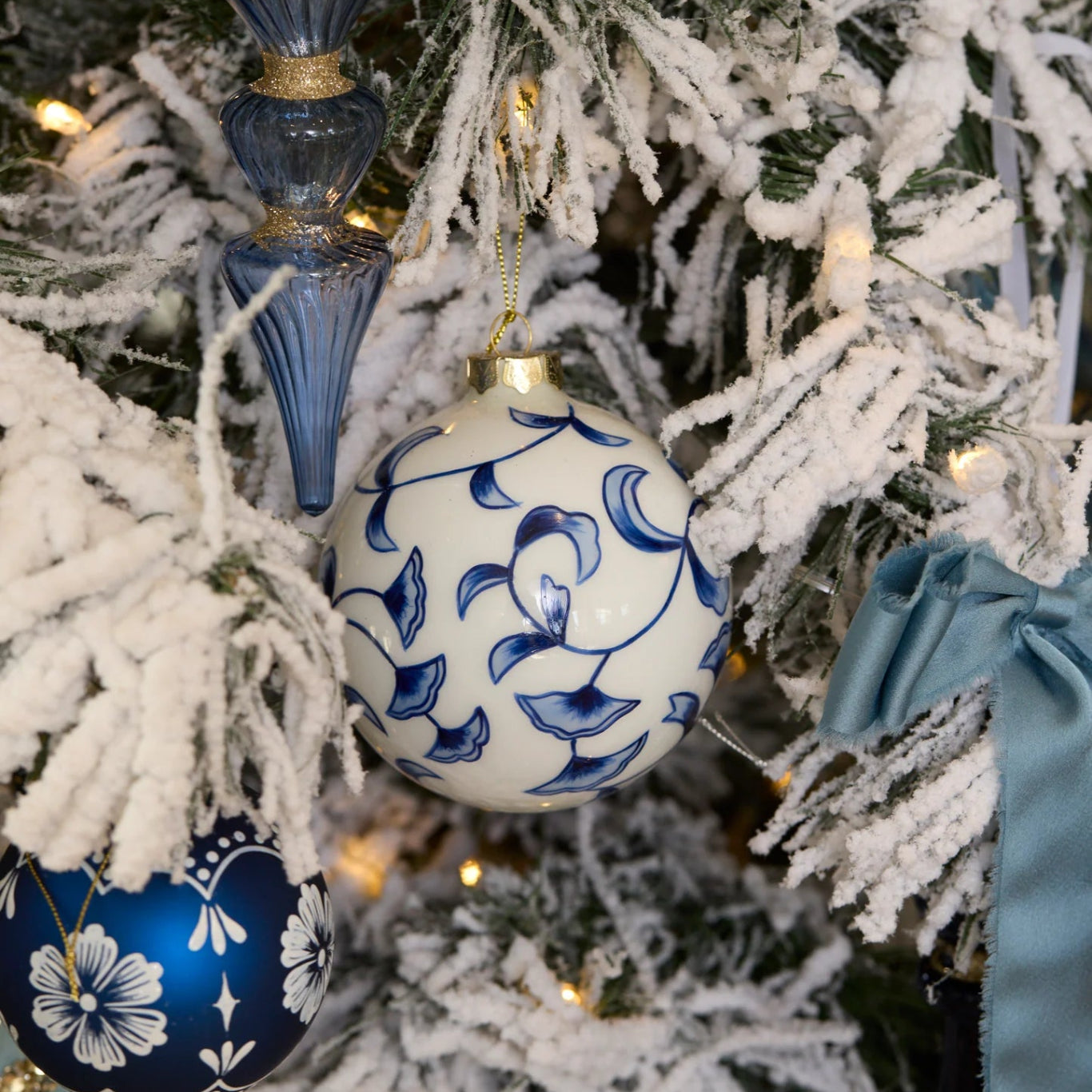 BLUE FLORAL BAUBLE - Pure Apotheca