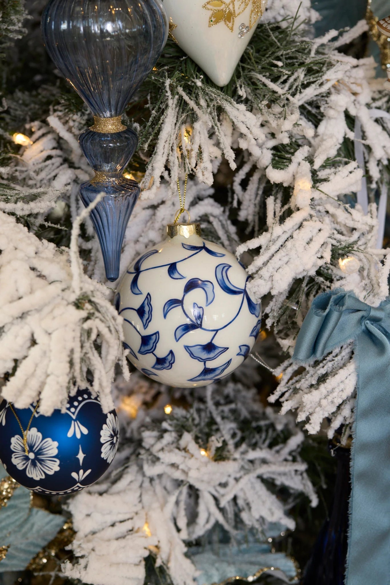 BLUE FLORAL BAUBLE - Pure Apotheca