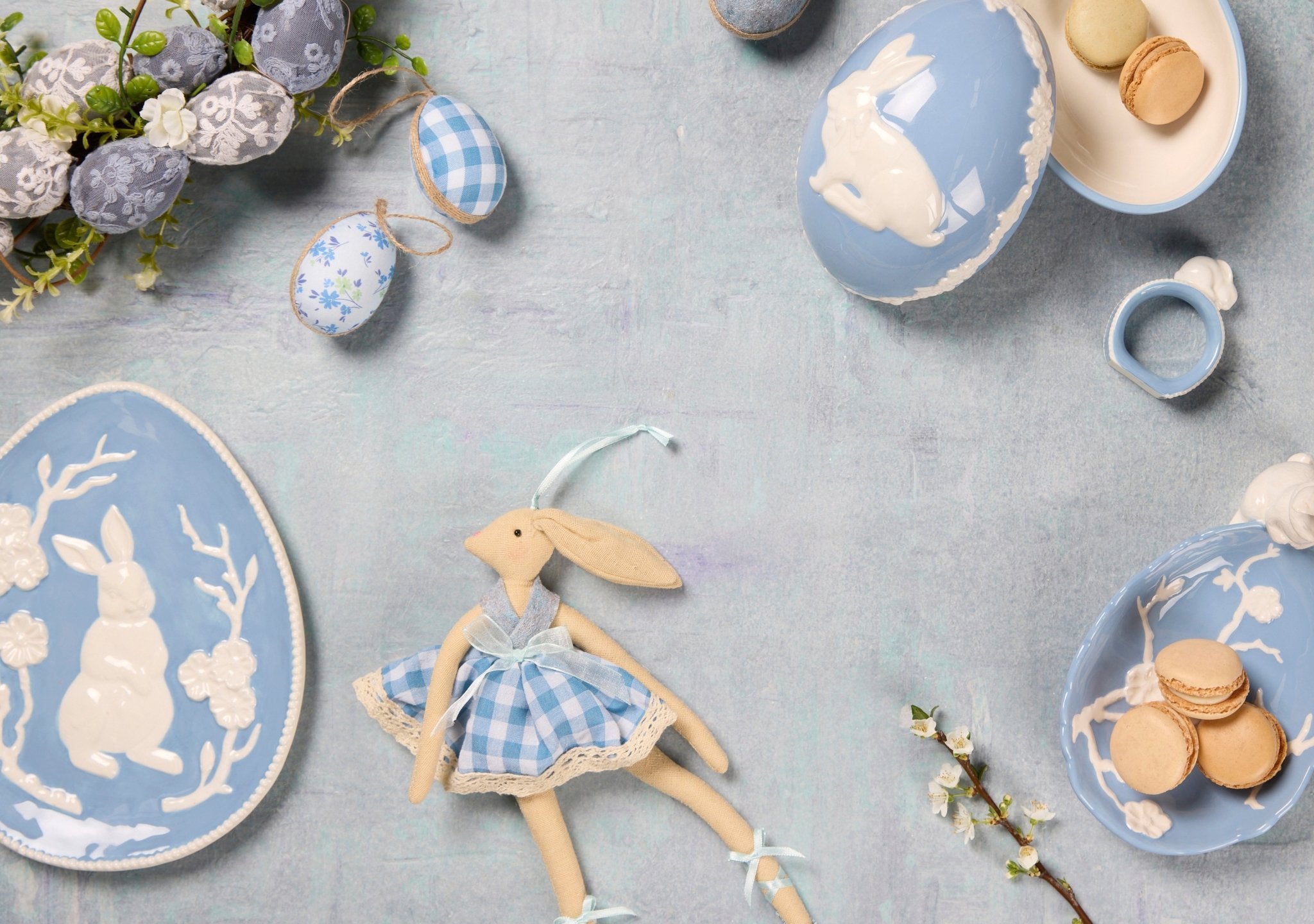 BLUE LAPIN PLATE - Pure Apotheca